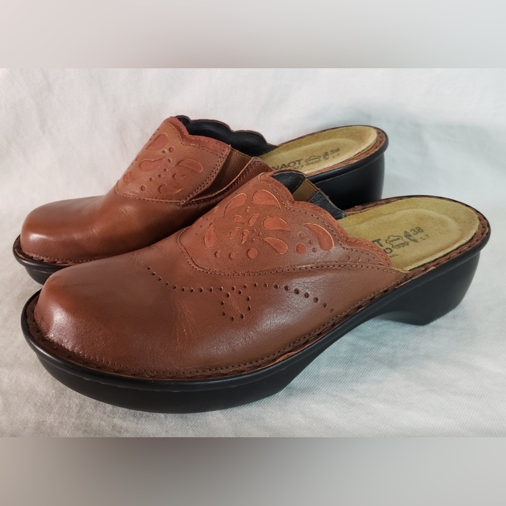 Naot Havana Clog size 38 Cognac